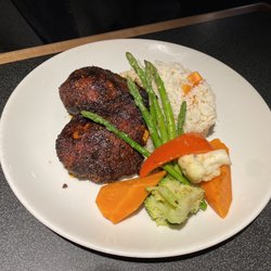 Black Rooster Classic Bar & Grill - Blackened chicken