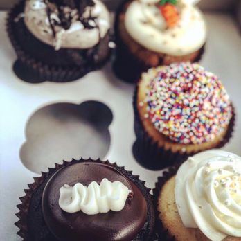 SmallCakes - A Cupcakery - Cupcakes Near Me - Destin, Florida