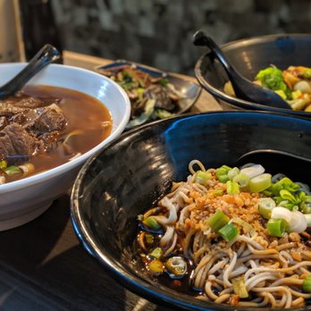 Everyday Noodles - Dan Dan Noodles Szechuan Style; Shrimp, Pork, Vegetable Wantons - Chinese Near Me - Pittsburgh, Pennsylvania