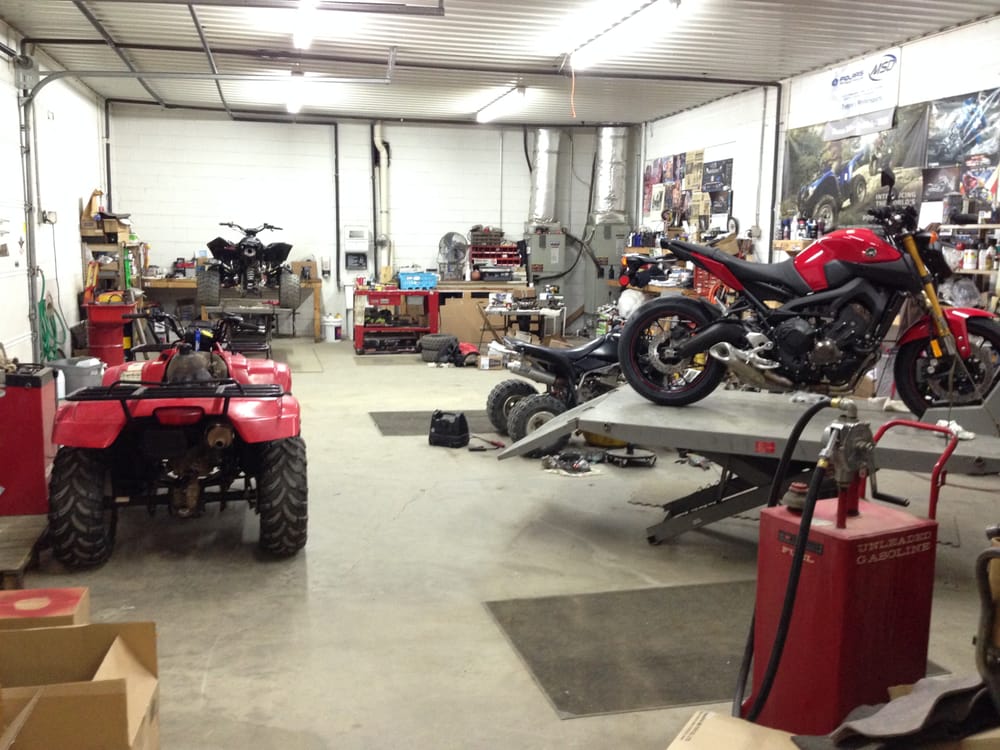 TOMMY’S MOTORSPORTS Updated October 2024 326 N 12th St, Middlesboro