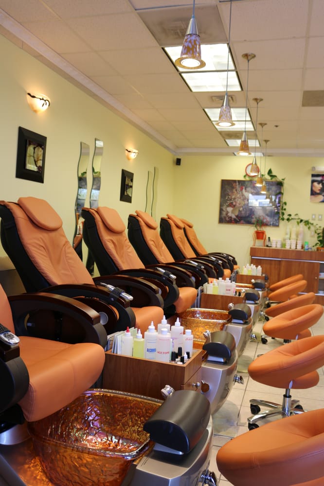 Platinum Nail and Spa
