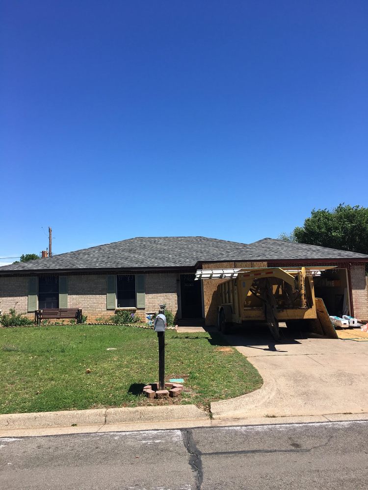 Slide of Thunderstruck Roofing & Const.