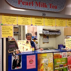 Easy Way Tea - Nice guy working there