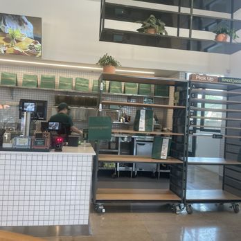 sweetgreen - Healthy Salads, Wraps, and Bowls - Salad Near Me - San Antonio, Texas