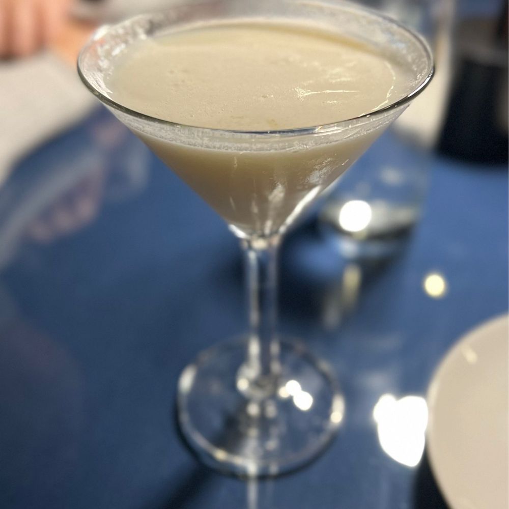 SavannahBlue - Sweet Georgia Peach Martini - New American Near Me - Detroit, Michigan SavannahBlue - Sweet Georgia Peach Martini - New American Near Me - Detroit, Michigan