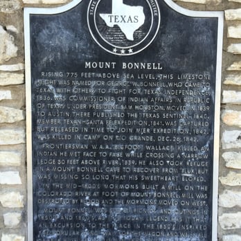 Mount Bonnell - Historical land mark - Hiking Near Me - Austin, Texas Mount Bonnell - Historical land mark - Hiking Near Me - Austin, Texas