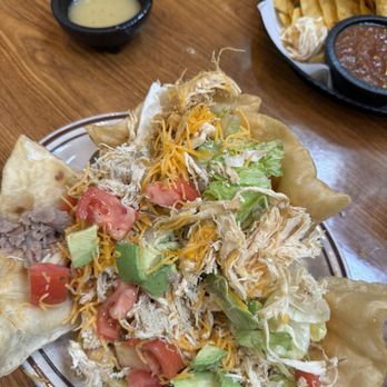 Sadie's - Toni's taco salad (chicken) - New Mexican Cuisine Near Me - Albuquerque, New Mexico