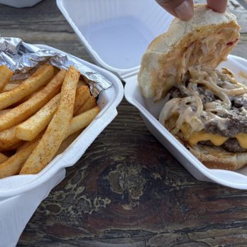 Santino’s Snack Shack - Santino's Smash Burger and Cajun fries - Food Trucks Near Me - East Lansing, Michigan