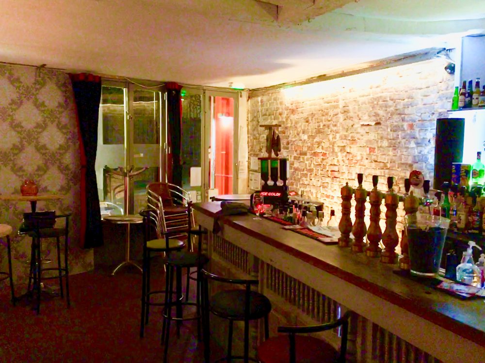 Heaven's Café
