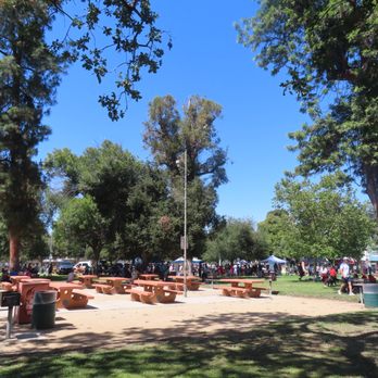 Encino Park - Parks Near Me - Encino, California