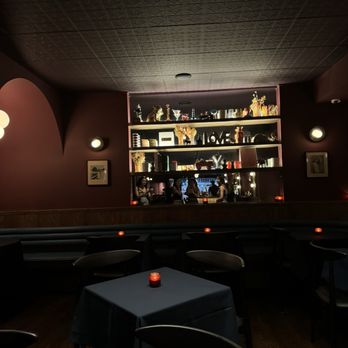 Serpentine NYC interior