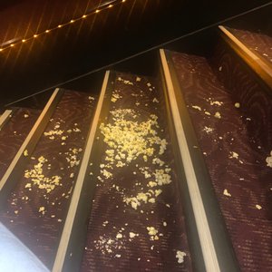 AMC JERSEY GARDENS 20 - 96 Photos & 131 Reviews - Cinema - 651