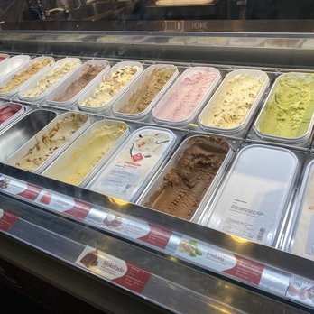Furukroa Kafe - Gelato selection - Cafes Near Me - Flåm, 14