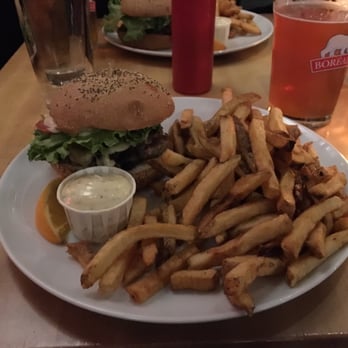 Chez Victor - Boar burger - Burgers Near Me - Quebec City, Quebec Chez Victor - Boar burger - Burgers Near Me - Quebec City, Quebec