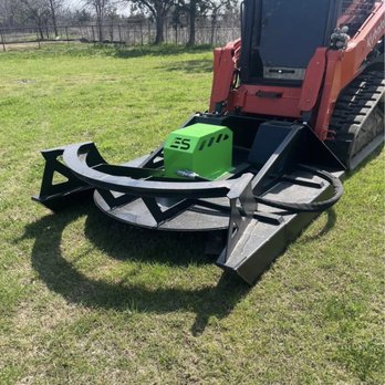 Road Runner Sales - Farming Equipment Near Me - Ennis, Texas Road Runner Sales - Farming Equipment Near Me - Ennis, Texas