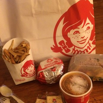 Wendy's - Fast Food Near Me - Waipahu, Hawaii