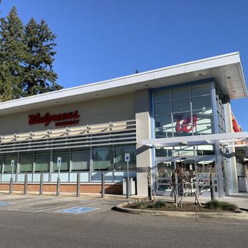 Walgreens - Main entrance/exit, Tuesday 28 January 2025. - Drugstores Near Me - Edmonds, Washington Walgreens - Main entrance/exit, Tuesday 28 January 2025. - Drugstores Near Me - Edmonds, Washington