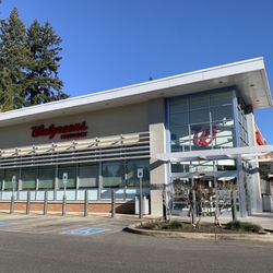 Walgreens - Main entrance/exit, Tuesday 28 January 2025.