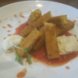 Caro Restaurant and Bar