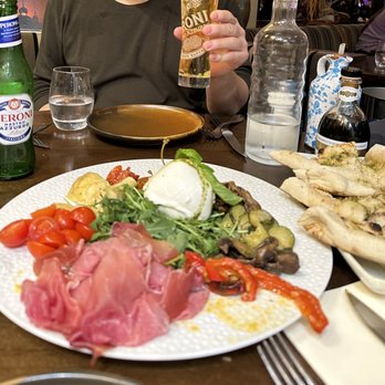 Villa Verdi - Never had antipasto this good...not even in Italy - Italian Near Me - Paris, 75