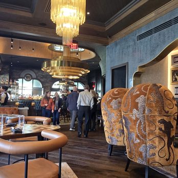 1933 Lounge - So nice - Cocktail Bars Near Me - Carmel, Indiana