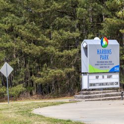Harbins Dog Park - park sign