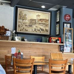 Saigon Noodle House - Interior