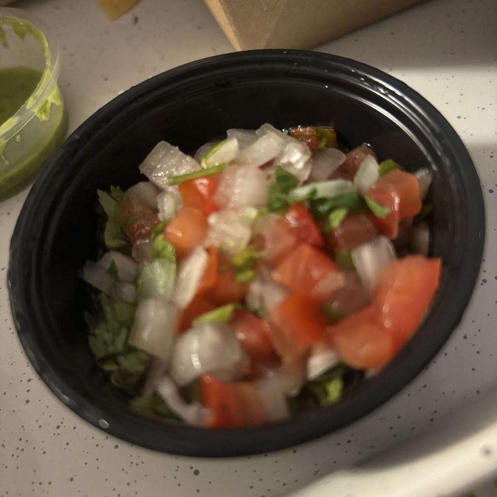 Guacamole Station - $6.50 for this pico!!!! Was not fresh - Tacos Near Me - Dania Beach, Florida Guacamole Station - $6.50 for this pico!!!! Was not fresh - Tacos Near Me - Dania Beach, Florida