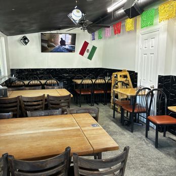 Las Chicas Fresas - Indoor front room - Mexican Near Me - Pomona, California Las Chicas Fresas - Indoor front room - Mexican Near Me - Pomona, California