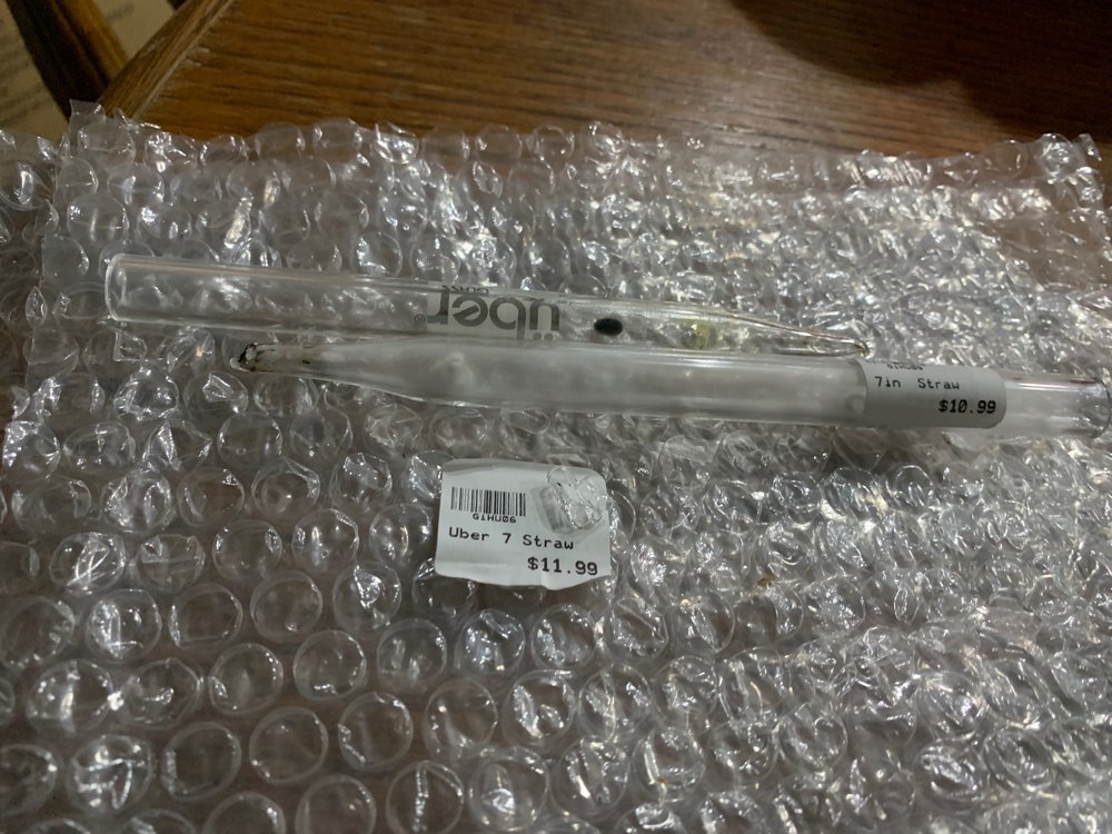 SMOKE N CHILL Updated September 2024 27 Reviews 1606 E Parmer Ln