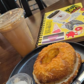 Dapper Owl - Cheddar bagel and wicked lady cold - Coffee & Tea Near Me - Murfreesboro, Tennessee