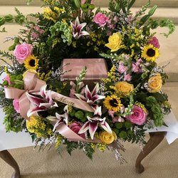 Ba Da Bloom Flower Shoppe - Beautiful memorial wreath thank you