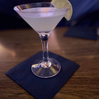 The Baked Potato - a martini with a slice of lemon on the rim - Jazz & Blues Near Me - Studio City, California The Baked Potato - a martini with a slice of lemon on the rim - Jazz & Blues Near Me - Studio City, California