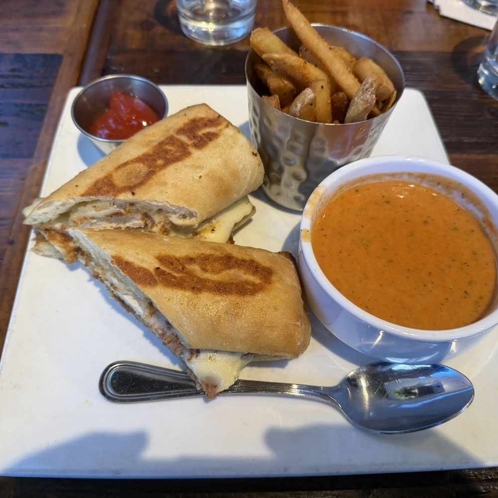 CraftWay Kitchen - Chicken Parmesan dip - New American Near Me - Southlake, Texas