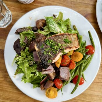 Farm House Local - Classic Salmon Nicoise - New American Near Me - Larkspur, California Farm House Local - Classic Salmon Nicoise - New American Near Me - Larkspur, California