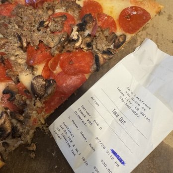 Za’s Lakefront - Italian Near Me - Tahoe City, California