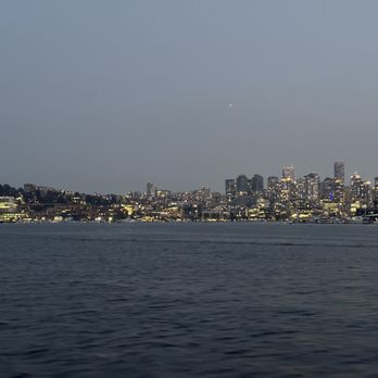 Waterways Cruises - Seattle skyline. - Boat Charters Near Me - Seattle, Washington Waterways Cruises - Seattle skyline. - Boat Charters Near Me - Seattle, Washington