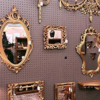 Antiques & Uniques - Antiques Near Me - Wickliffe, Ohio