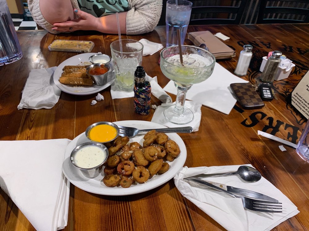 HOLIDAZE RESTAURANT & LOUNGE 25 Reviews 2827 N Dal Paso St, Hobbs