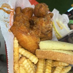 Flyed Chicken - Chicken wing 12 Wings Basket