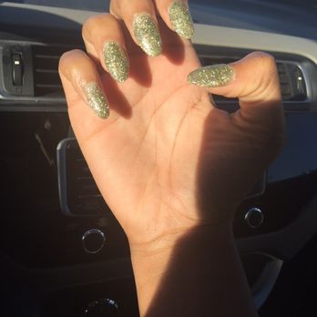 John and Sandy Nails - Nail Salons Near Me - Los Angeles, California