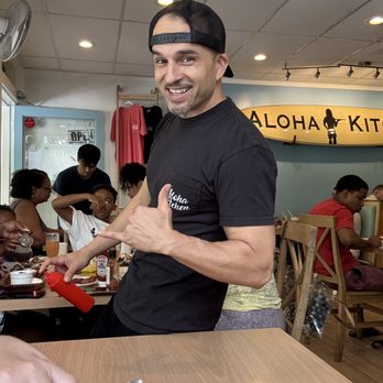 Aloha Kitchen - super service! - Breakfast & Brunch Near Me - Honolulu, Hawaii