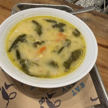 Mendocino Farms - Lemon chicken soup - Salad Near Me - Houston, Texas Mendocino Farms - Lemon chicken soup - Salad Near Me - Houston, Texas