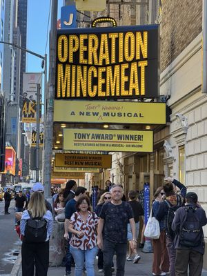 Golden Theatre by null