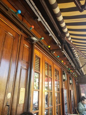 Le Petit Châtelet by null