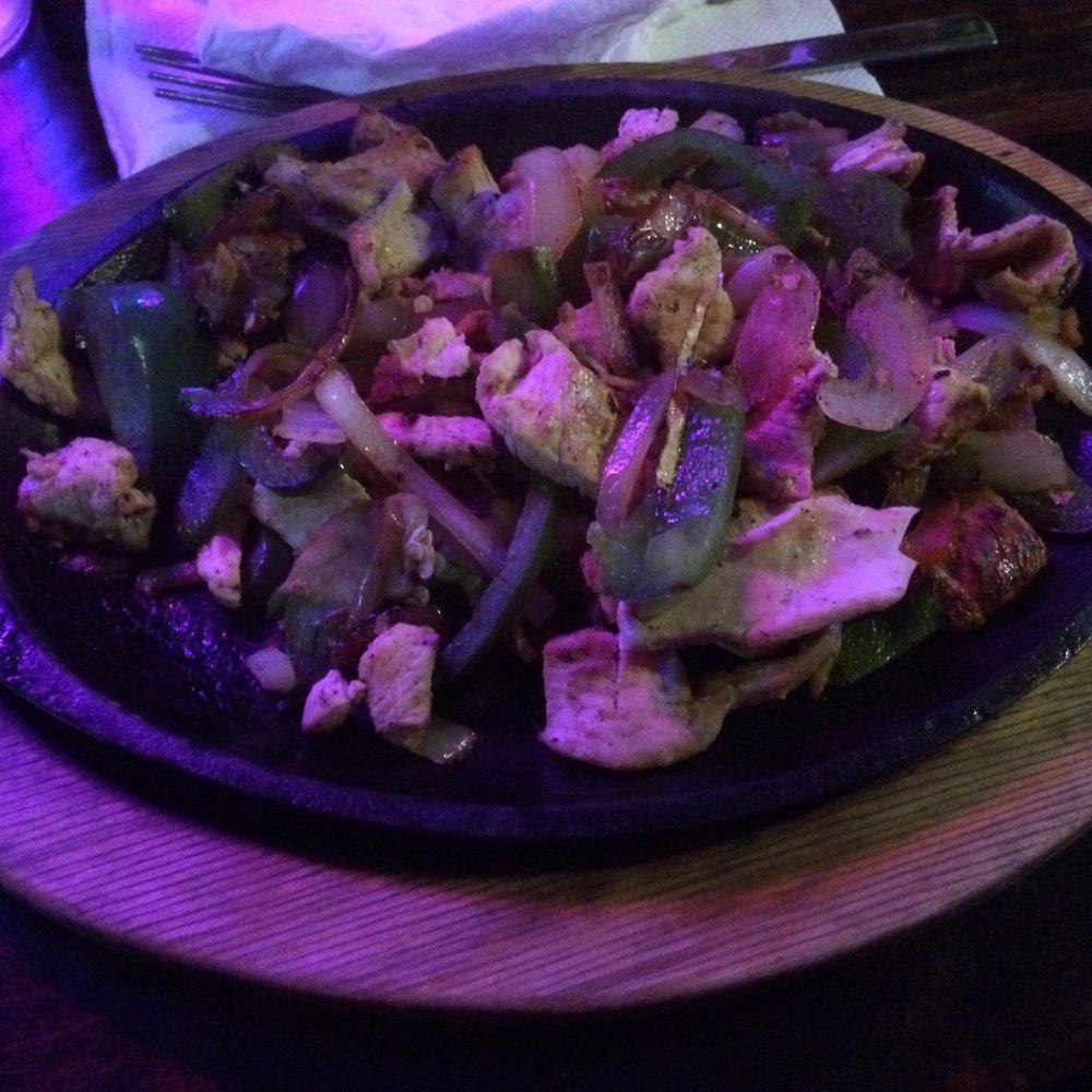 Los Comales - Chicken Fajitas - Mexican Near Me - Memphis, Tennessee Los Comales - Chicken Fajitas - Mexican Near Me - Memphis, Tennessee