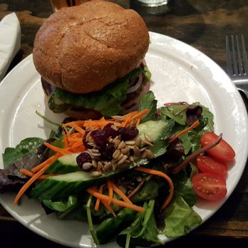 The Watershed Grill - Burgers Near Me - Brackendale, British Columbia
