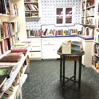 Bart's Books - Bookstores Near Me - Ojai, California