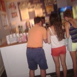 Stars Ice Cream and Frozen Yogurt