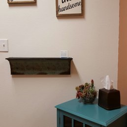 I am a sucker for a clean, fresh smelling, organized and well stocked bathroom. I am a sucker for a clean, fresh smelling, organized and well stocked bathroom.